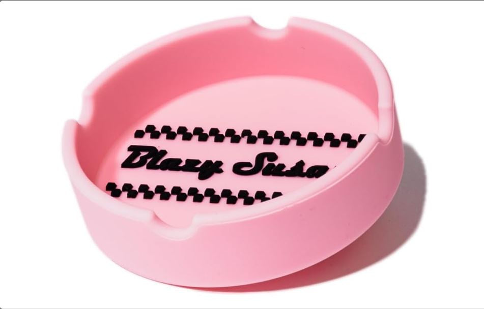 Blazy Susan Classic Silicone Ashtray