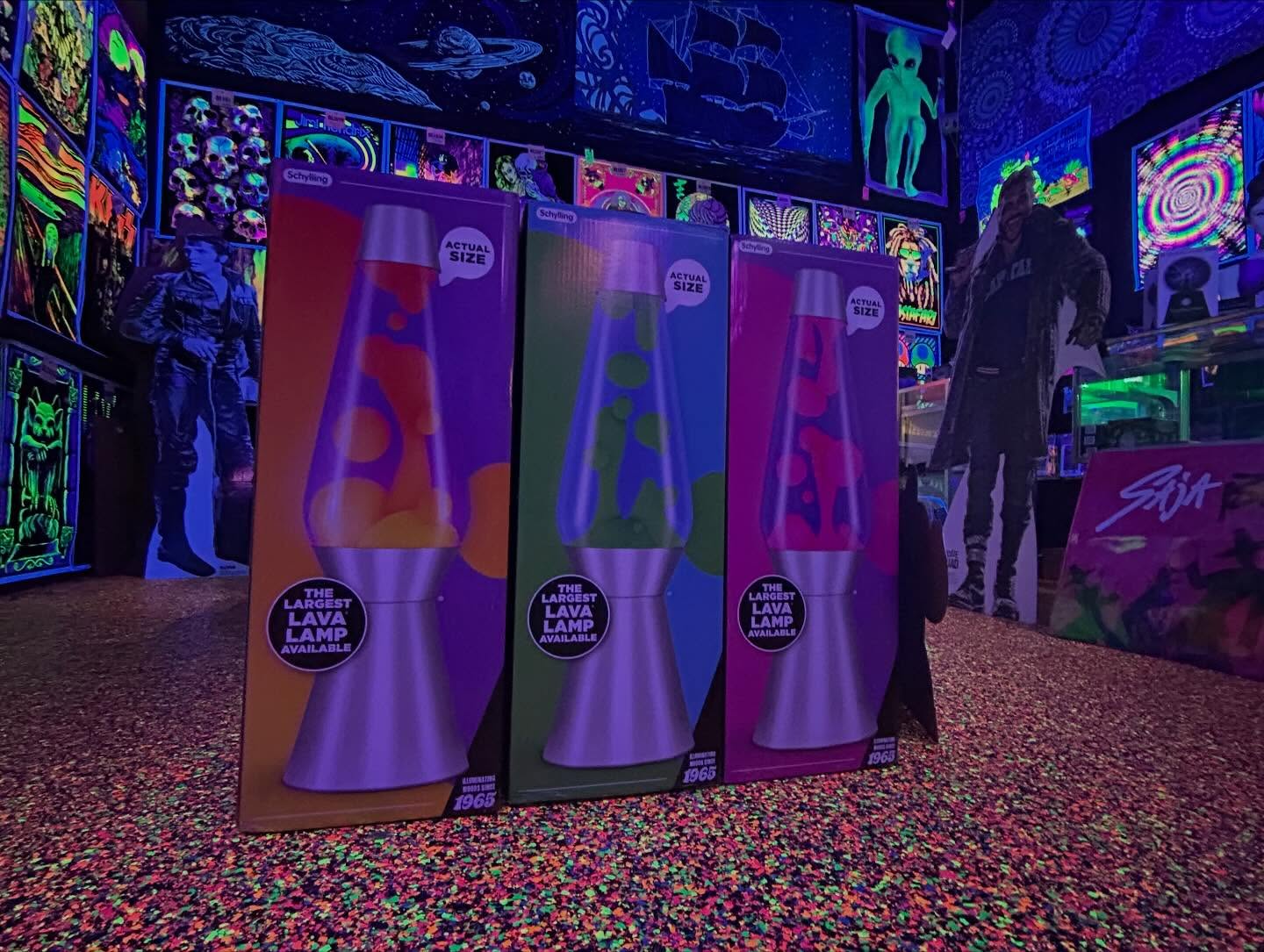 584694621_18543580765037243_77