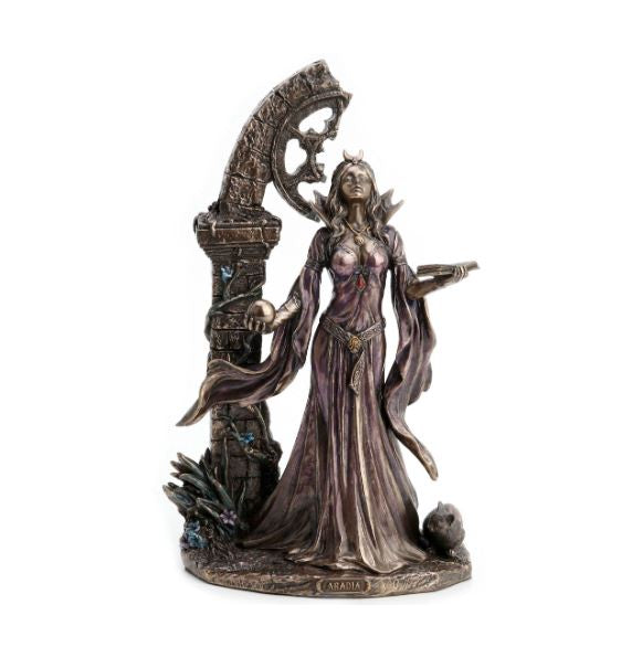 Aradia Wiccan Queen Of Witches Statue 77892