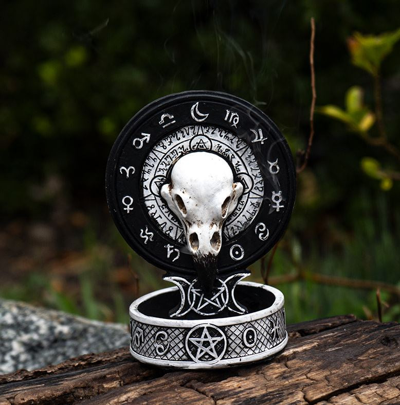 Pacific - Raven Skull Backflow Burner