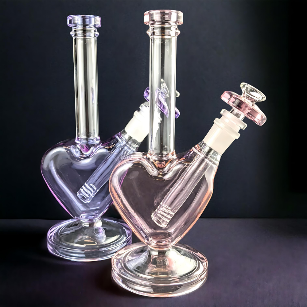 9" Puffing Love Notes Into The Air w/ Heart Shape Water Pipe