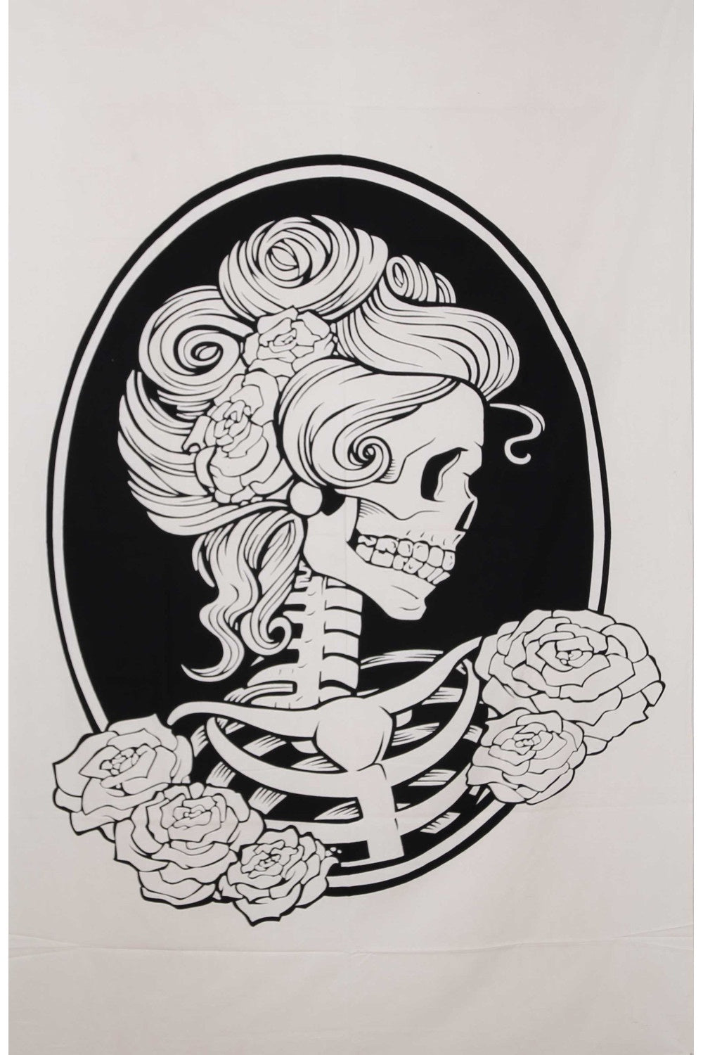 ZFL Skull & Roses Tapestry