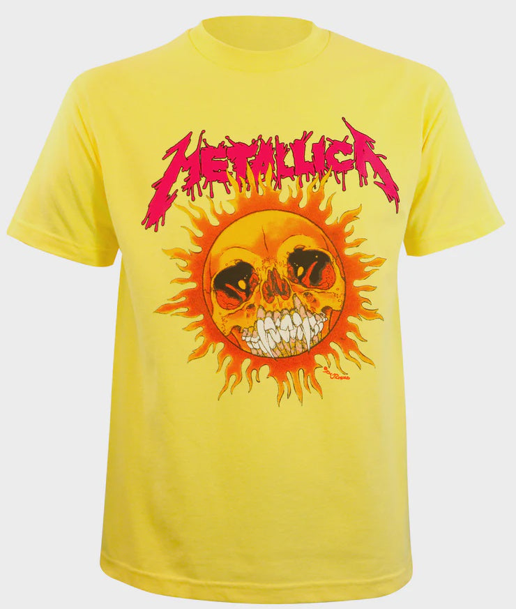 Merch Traffic - Metallica "Flaming Yellow Sun" T-Shirt