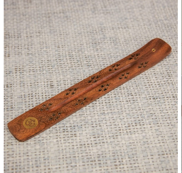 India Arts - Shisham Wood Scoop Ash Catcher - Om