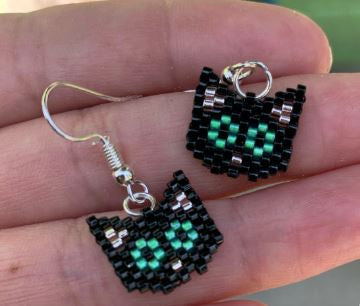XS Cat Face Beaded Earrings