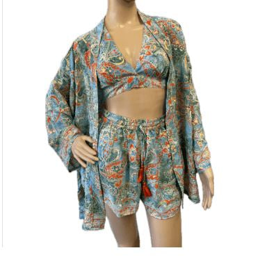 Apparel & Accessories