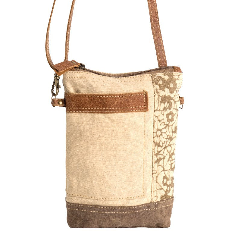 Clea Ray Plain Passport Bag 55633
