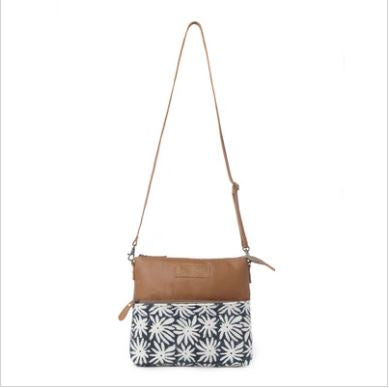 Itsy Bitsy Small & Crossbody Bag
