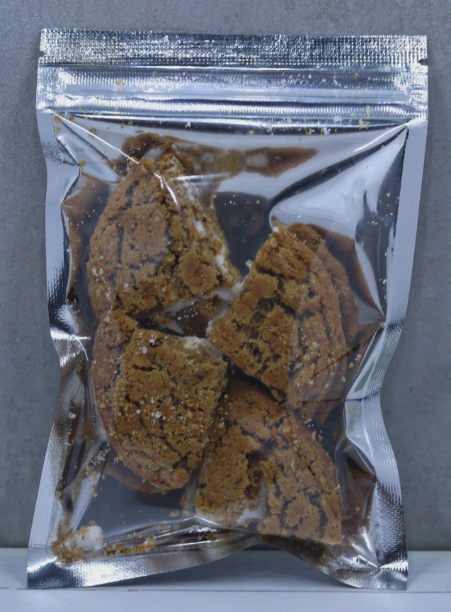 Freeze Dried Little Debbie Oatmeal Cream Pie (3 Cookies Bag)