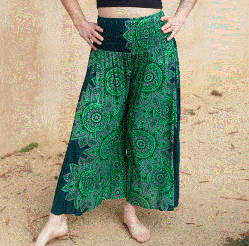 Zig Zag - Mali Pants w/Floral Mandala Print & 3/4 Legs