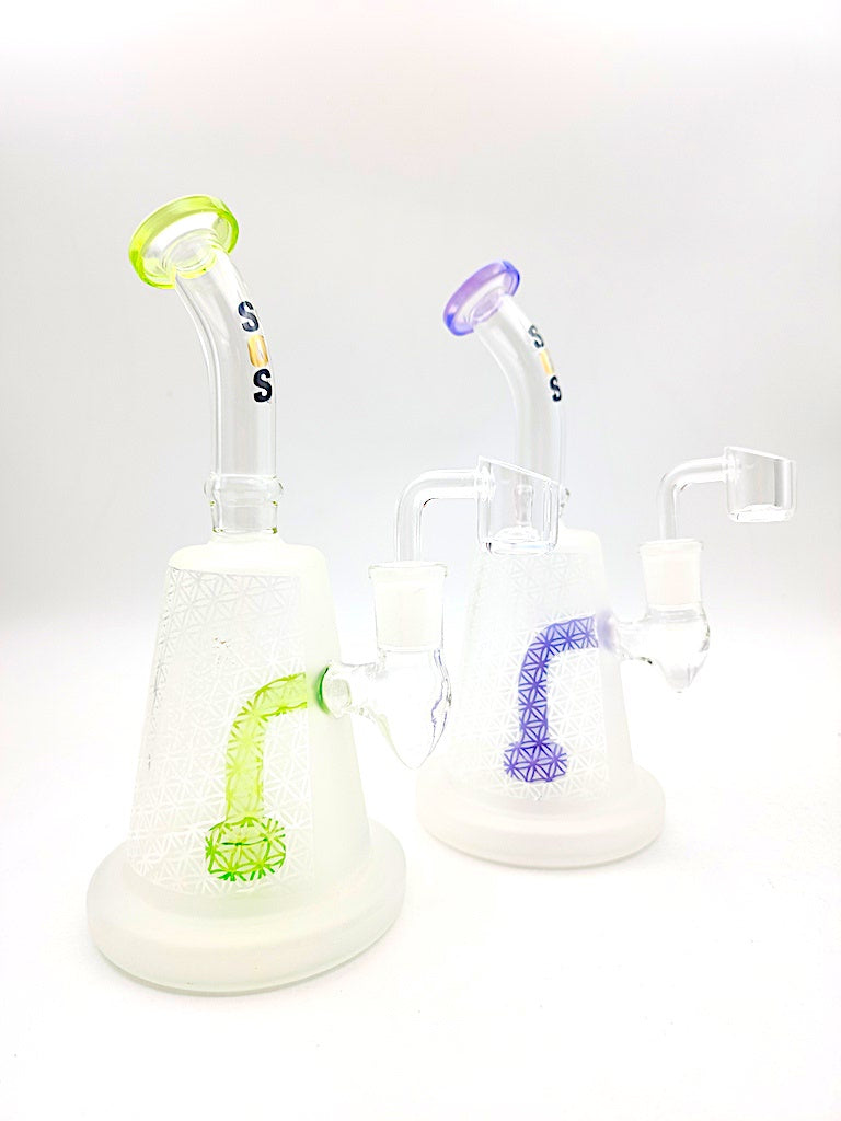 Triangle Shaped Frosted Water Pipe