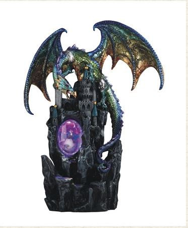 GSC - Iridescent Dragon on Castle w/Hatchling Statue